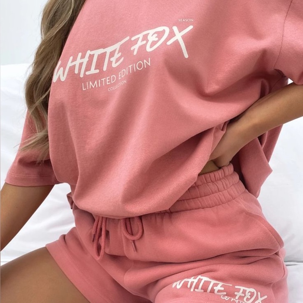 White Fox Step Back Oversized Tee Berry